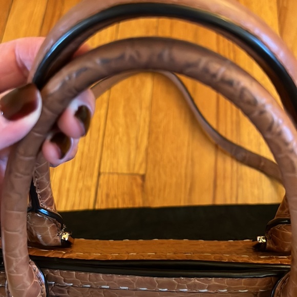 Michael Kors Denim and Crocodile Stamped Leather Bag with Crossbody Strap. 🐊 - Picture 15 of 15